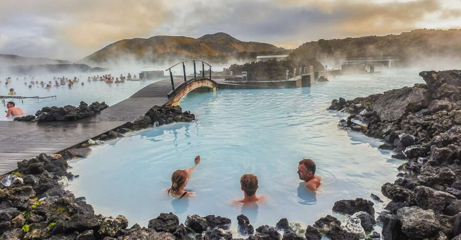 Reykjavík: Golden Circle, Blue Lagoon, and Aurora Tour - Thingvellir National Park: UNESCO site time with a guided walk