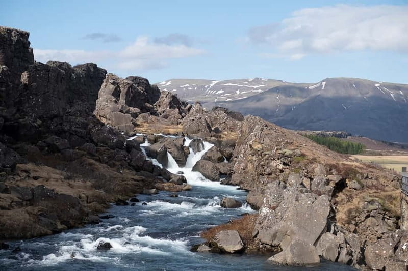 Reykjavik: Golden Circle, Fridheimar, & Sky Lagoon Day Trip - Guides and the Pace: Why This Feels Worth the Time