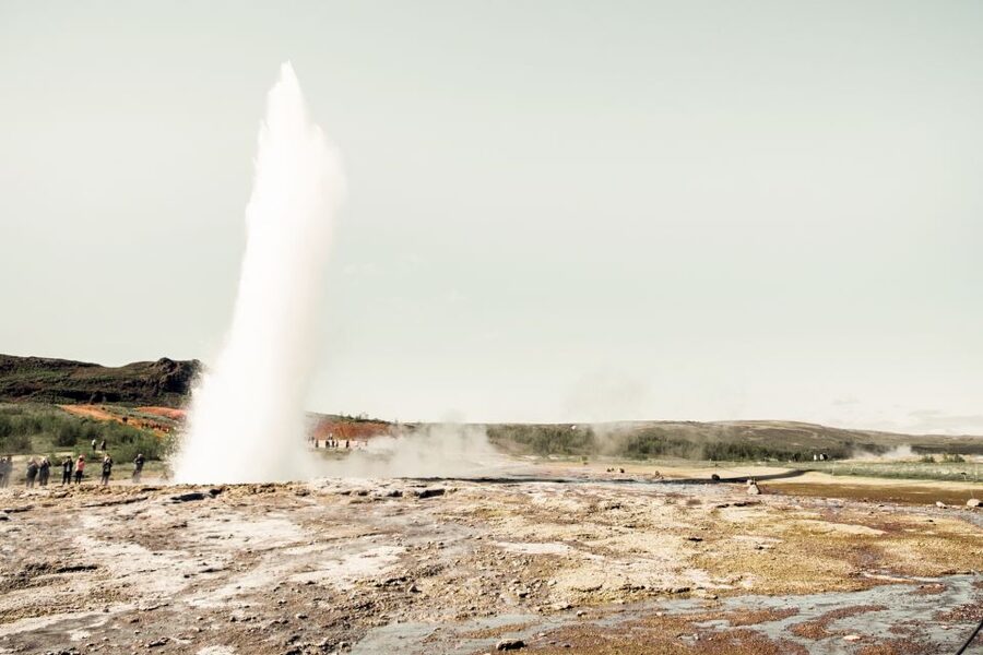 Reykjavík: Golden Circle Minibus Tour & Blue Lagoon Transfer - Þingvellir National Park: the rift valley you can feel with your eyes