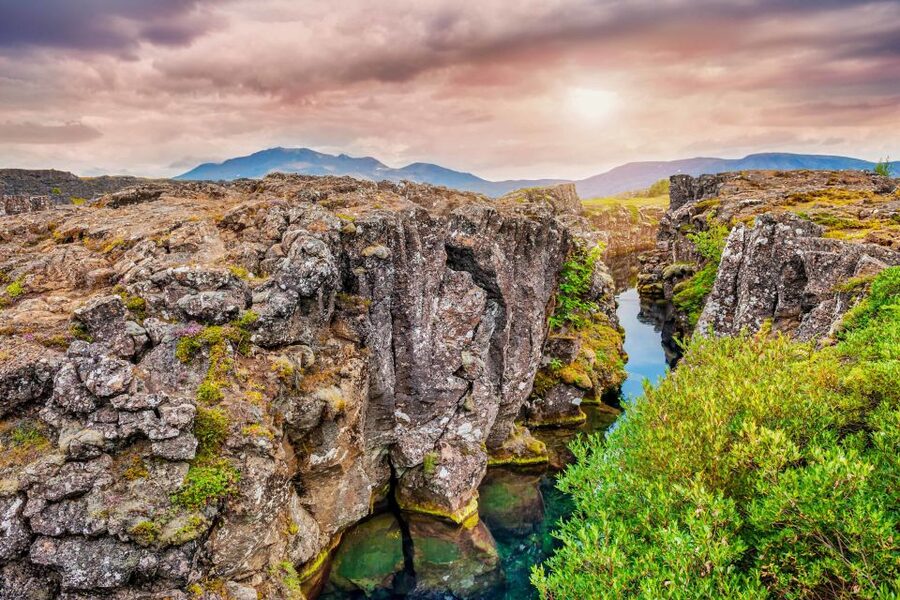 Reykjavík: Golden Circle Minibus Tour & Blue Lagoon Transfer - Blue Lagoon transfer: plan for queues, then enjoy the soak