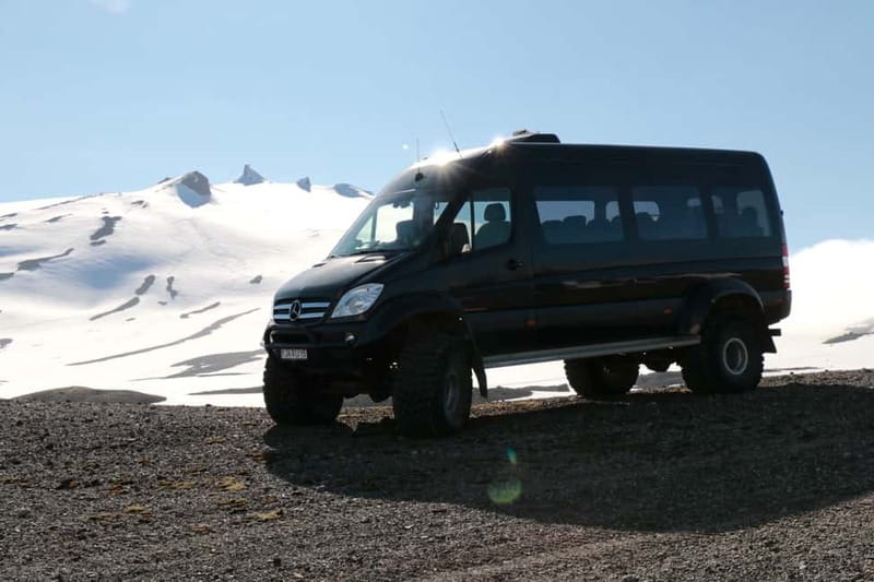 Reykjavik: Golden Circle Super Jeep and Snowmobile Tour - Þingvellir National Park, where the ground tells the story