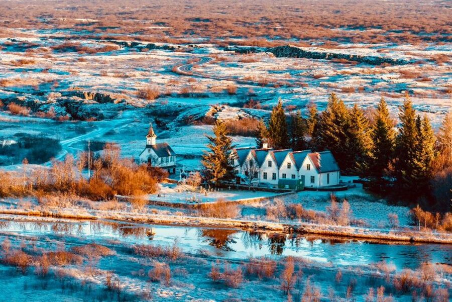 Reykjavik: Golden Circle, Tomato Farm and Kerið Crater Tour - Friðheimar tomato farm lunch: why this stop is more than a meal