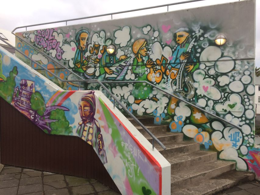 Reykjavik: Guided City Walking Tour - Style of Guiding: Luca’s Storytelling and Practical City Advice
