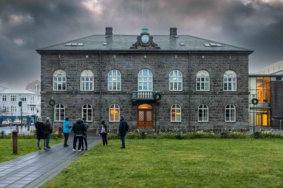 Reykjavik: Guided Folklore Walking Tour - Stop by stop: from Ingólfstorg Square to Austurvöllur