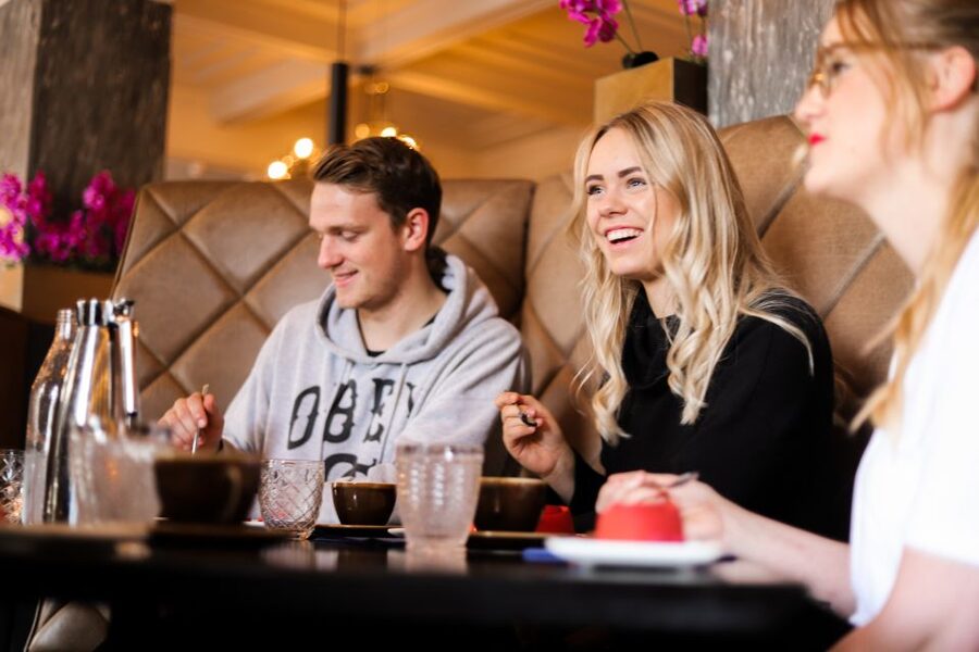 Reykjavik: Guided Foodie Walking Tour with 6 Tastings - What you are likely to taste: lamb, seafood, and Icelandic sweets