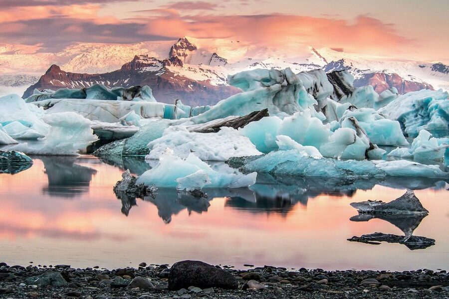 Reykjavik: Jokulsarlon Glacier Lagoon Full-Day Guided Trip - What to Pack and How to Prepare for This Kind of Day
