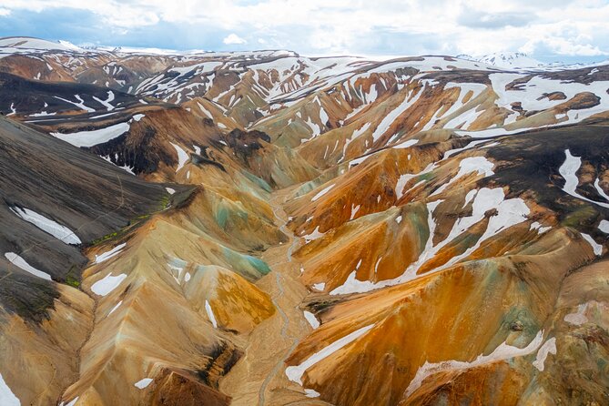 Reykjavík: Landmannalaugar & Icelandic Highlands Super Jeep Tour - A Reykjavík to Highlands circuit built for big contrasts