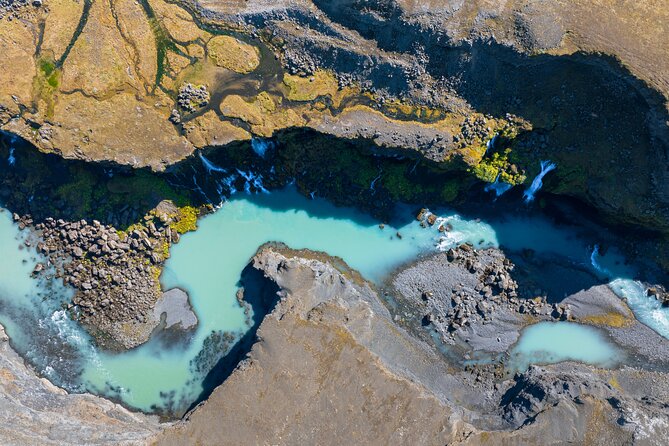 Reykjavík: Landmannalaugar & Icelandic Highlands Super Jeep Tour - Sigöldufoss: turquoise after a hydropower detour