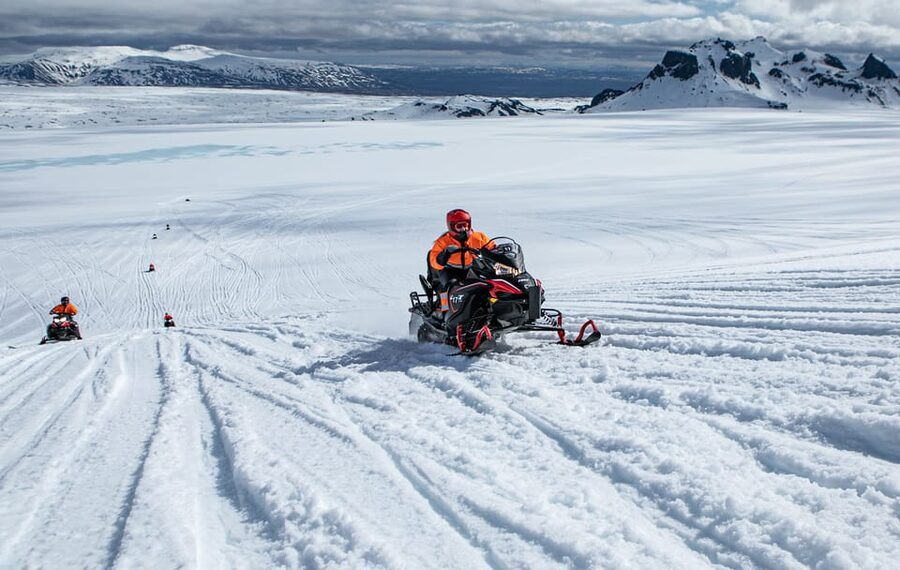 Reykjavík: Langjökull Glacier Snowmobile Tour with Ice Cave - Weather, Timing, and Why Guides Matter on Glacier Days