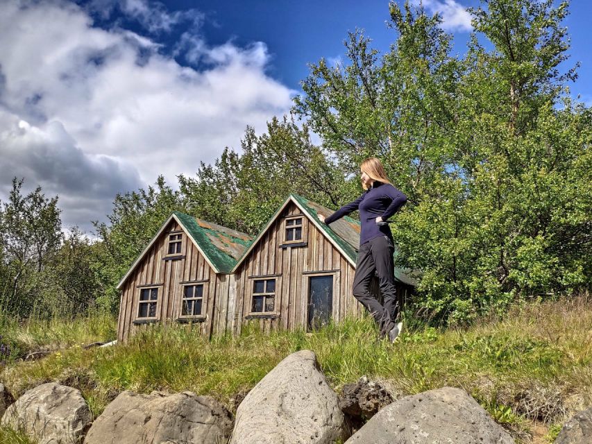 Reykjavik: Lava Cave, Hot Springs, and Waterfalls Tour - Glanni Waterfall and Deildartunguhver: the first dose of geothermal power