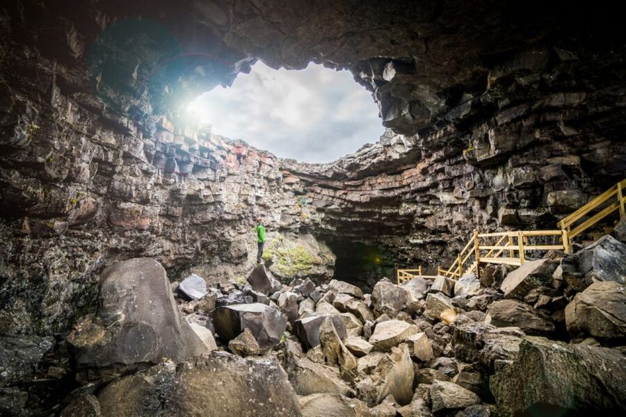 Reykjavik: Lava Cave, Hot Springs, and Waterfalls Tour - Hraunfossar and Barnafoss: waterfalls born from a 1,000-year-old lava field