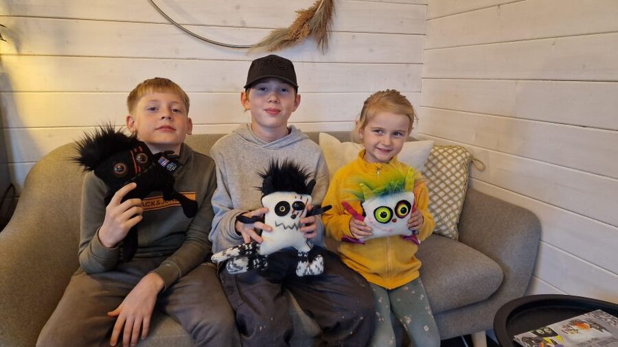 Reykjavik: Make an Icelandic Wool Monster - Designing your Skrimsli: from body parts to face