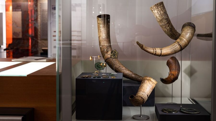Reykjavík: National Museum of Iceland Entry Ticket - Temporary exhibitions included: how to choose without overthinking it