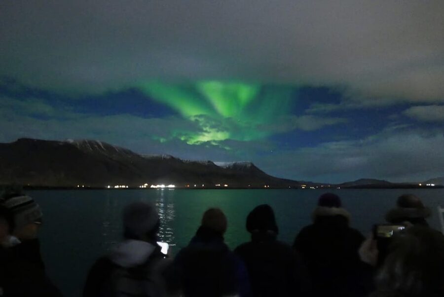 Reykjavik: Northern Lights Guided Boat Tour with Photos - Chasing the Northern Lights from Reykjavik’s Old Harbour