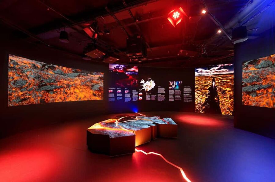 Reykjavik: Perlan Museum Wonders of Iceland Entrance Ticket - The 8K Northern Lights Planetarium Show, Year-Round