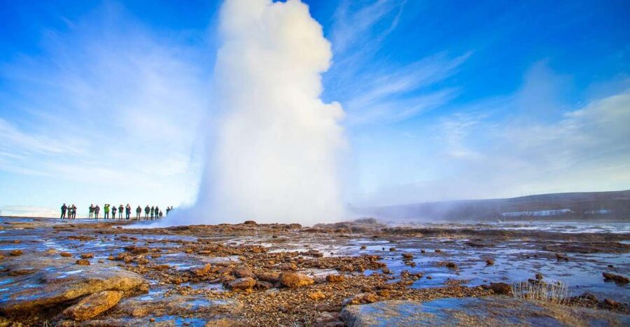 Reykjavik: Private Golden Circle and South Coast Tour - Geysir eruptions and Gullfoss power: the Golden Circle hits, done with time to look