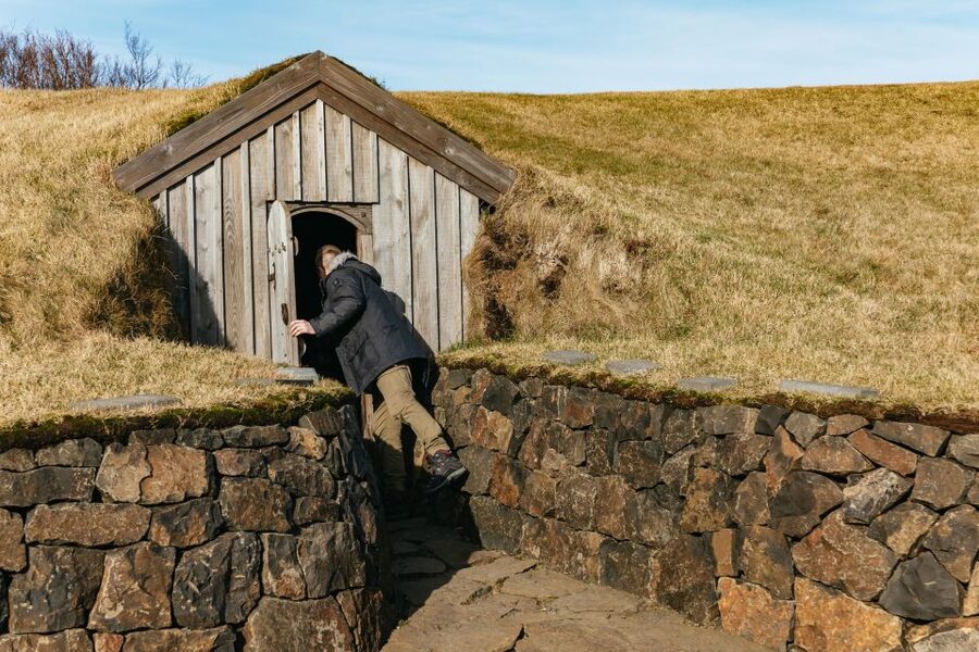 Reykjavik: Silver Circle Tour, Canyon Ride, & Thermal Baths - Husafell: Turf Houses, Elf Huts, and the Lifting Stone