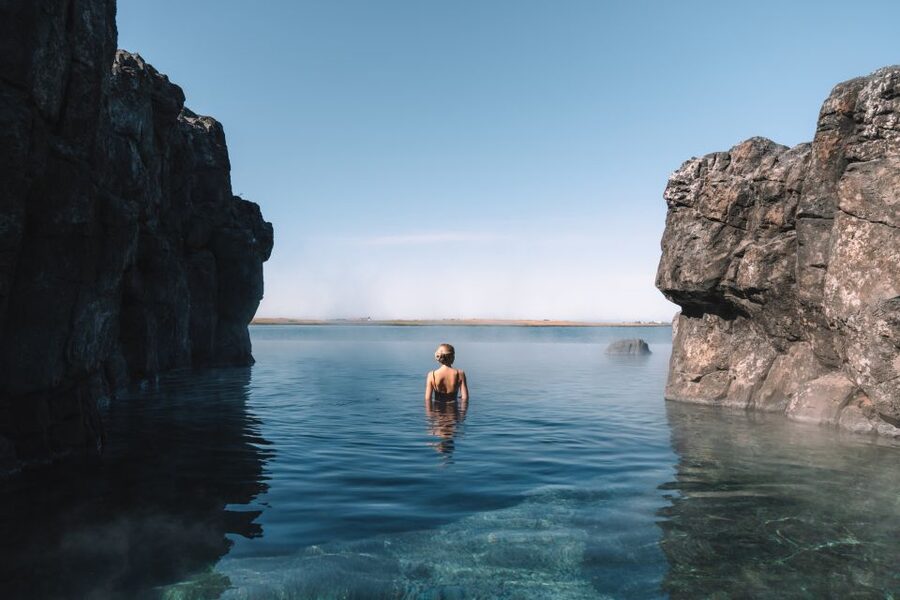 Reykjavik: Sky Lagoon Entrance Pass With 7-Step Spa Ritual - Food, drinks, and the real value of spending here