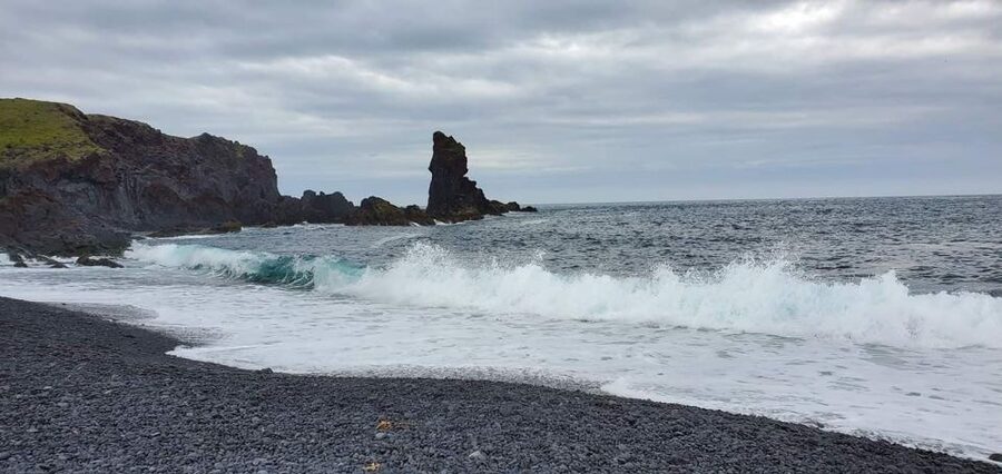 Reykjavik: Small-Group Snæfellsnes Day Trip - Kirkjufell photo hour: ending on one of Iceland’s most famous shapes