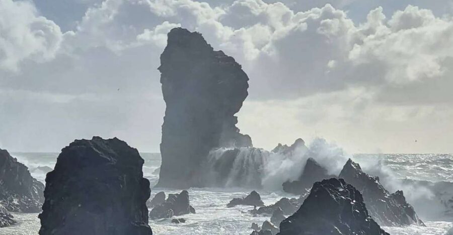 Reykjavik: Small-Group Snæfellsnes Day Trip - Pickup, drive time, and your first Snæfellsjökull sight