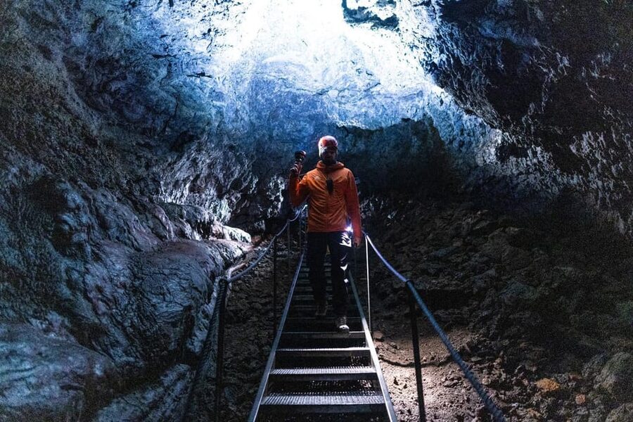 Reykjavik: Snæfellsnes Day Trip with Vatnshellir Lava Cave - Borgarnes Coffee Breaks That Keep the Day From Dragging