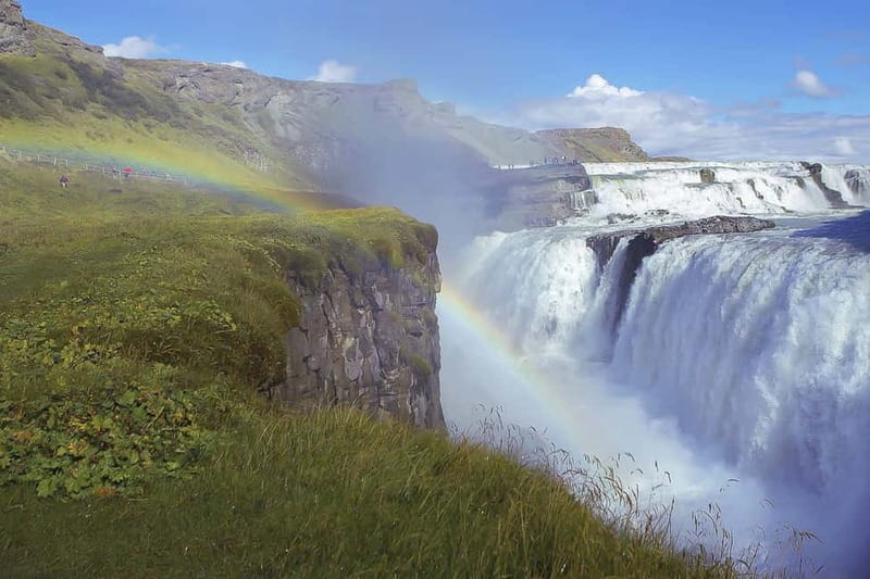 Reykjavik: The Golden Circle Day Tour - Golden Circle In One Workday: What This 6.5-7 Hour Bus Tour Really Delivers