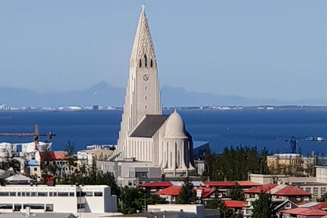Reykjavik the Northernmost capital in the world - Stop 5 at Reykjavík City Hall: nature, water, and birdlife design