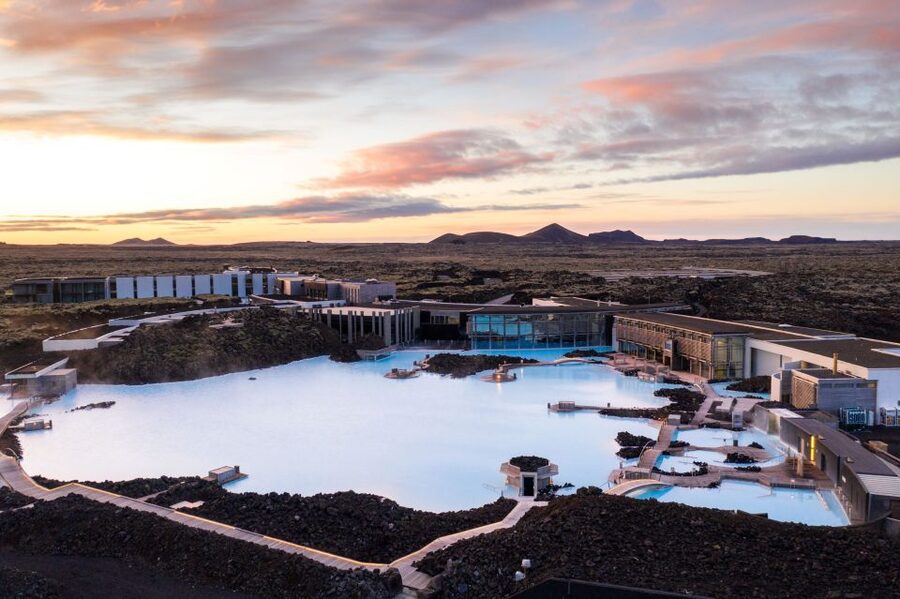 Reykjavík: Volcano Hike, Visit Grindavík and Blue Lagoon - Key things that make this tour work