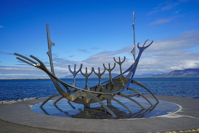 Reykjavík Walking Tour - Where you start at Ægisgarður, and why timing matters