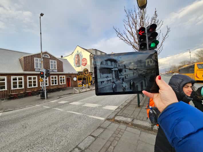 Reykjavik: World War II Walking tour around the city centre - The Old Harbour and the British landing in May 1940