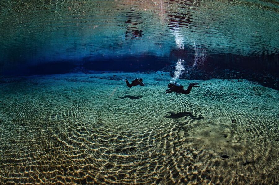Silfra: Diving Between Tectonic Plates - Key moments worth showing up for