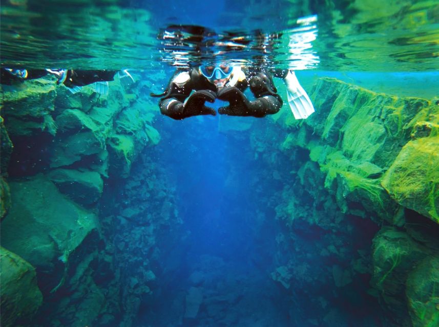 Silfra: Fissure Snorkeling Tour with Underwater Photos - The 3-Hour Rhythm: Briefing, Walk, and 50 Minutes in the Fissure