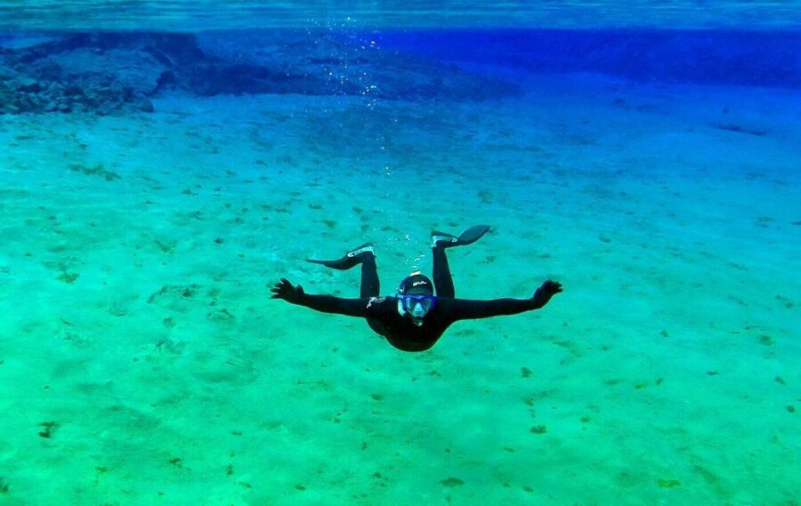 Silfra: Half-Day Snorkeling Day Trip with Underwater Photos - Drysuit vs wetsuit: how to stay warm without overthinking it