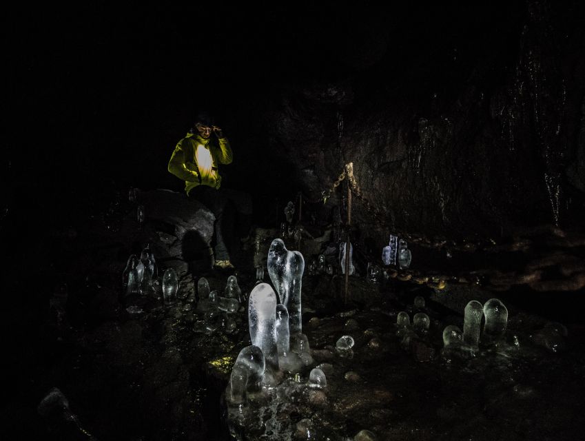 Silfra: Leidarendi Lava Caving & Snorkeling Tour with Photos - Silfra and Leiðarendi in one day, what you are really signing up for