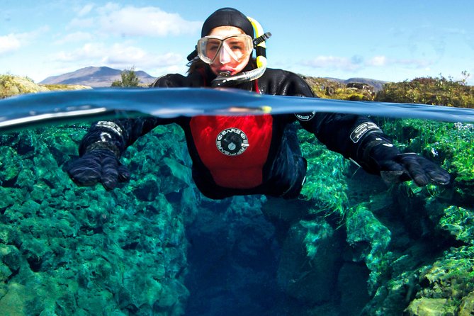 Silfra: Snorkeling Between Tectonic Plates - Meet on Location - Who should book this, and who should think twice