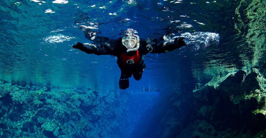 Silfra: Snorkeling Tour Between Tectonic Plates - Getting to Thingvellir and Meeting Your Guide Squad