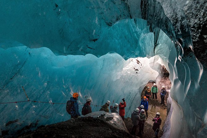 Skaftafell: Blue Ice Cave & Glacier Hike on Vatnajökull - The guided glacier hike: crevasses, ridges, and an easy pace