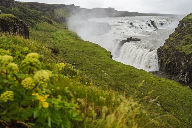 Small Group: Golden Circle Tour from Reykjavik Cruise Terminals - Guide Style in Spanish and English, and Why It Changes the Day