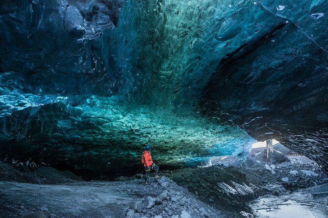 Small-Group Ice Cave Tour from Jökulsárlón - Why Vatnajökull Ice Caves Feel Different Each Day