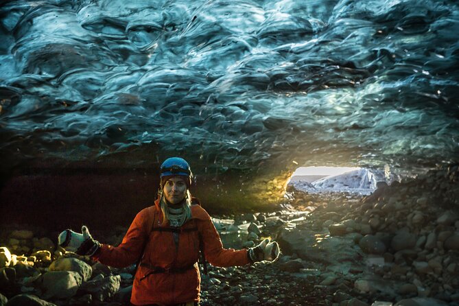 Small-Group Ice Cave Tour from Jökulsárlón - Guide Impact: The Difference Between Seeing Ice and Understanding Ice