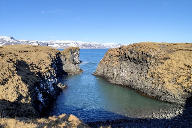 Small-Group Snaefellsnes National Park Day Trip from Reykjavik - Food, Bathrooms, and Packing Tips for a Long Coastal Day