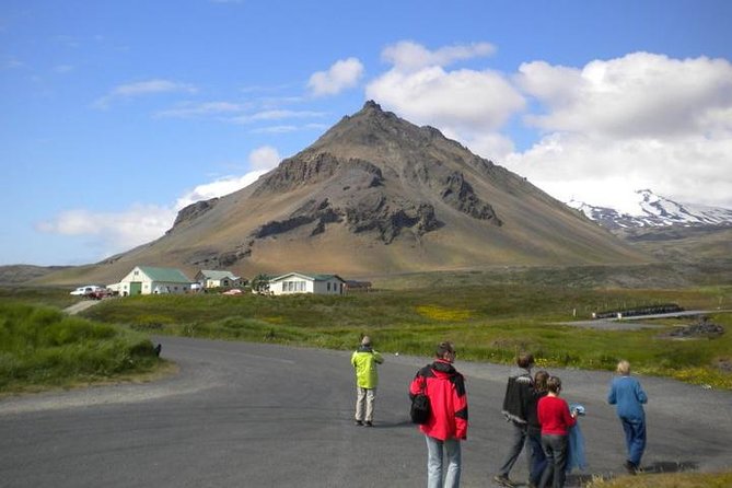 Snaefellsnes National Park and Natural Wonders from Reykjavik - Djúpalónssandur: Black Lava Pearls and a Real Fishing Story