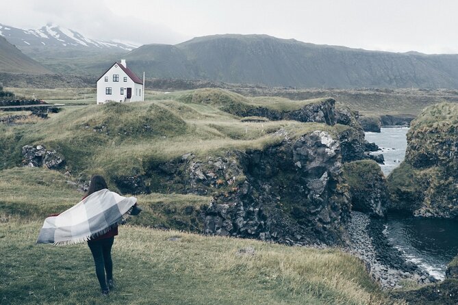Snaefellsnes Peninsula Tour from Grundarfjordur Port - Djúpalónssandur black sand beach: shipwreck history plus volcanic drama