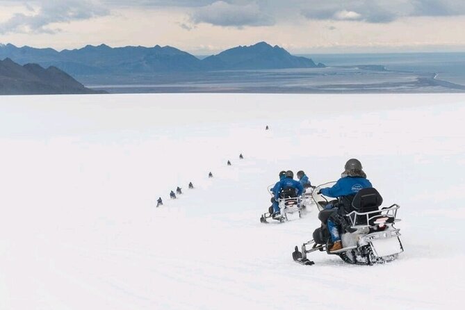 Snowmobile tour on Vatnajökull - Entering the ice: why this Vatnajökull snowmobile tour hits different