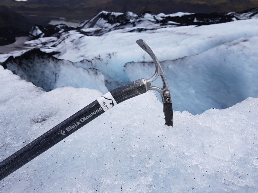 Sólheimajökull Ice Climbing Tour - The Short Hike to the Glacier Base (About 15 Minutes)