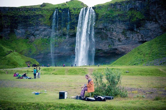 South Coast and Glacier Lagoon - Private - Why the guide’s style changes the whole day