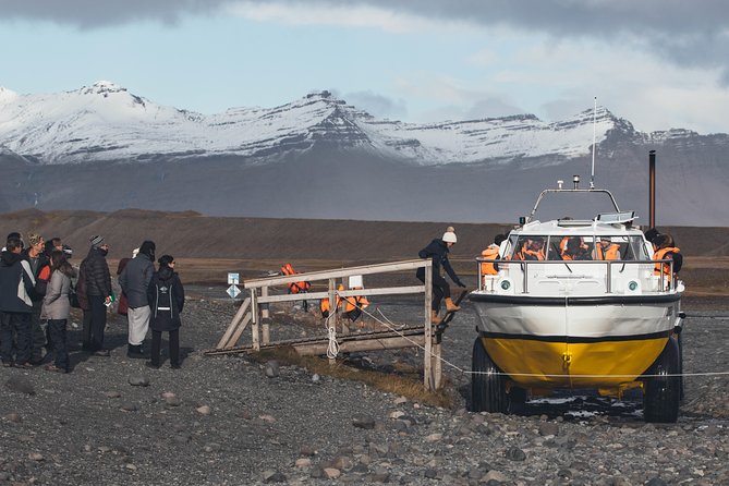 South Coast, Diamond Beach and Glacier Lagoon Day Tour - Jökulsárlón Glacier Lagoon: ice chunks, film backdrop, and time to breathe