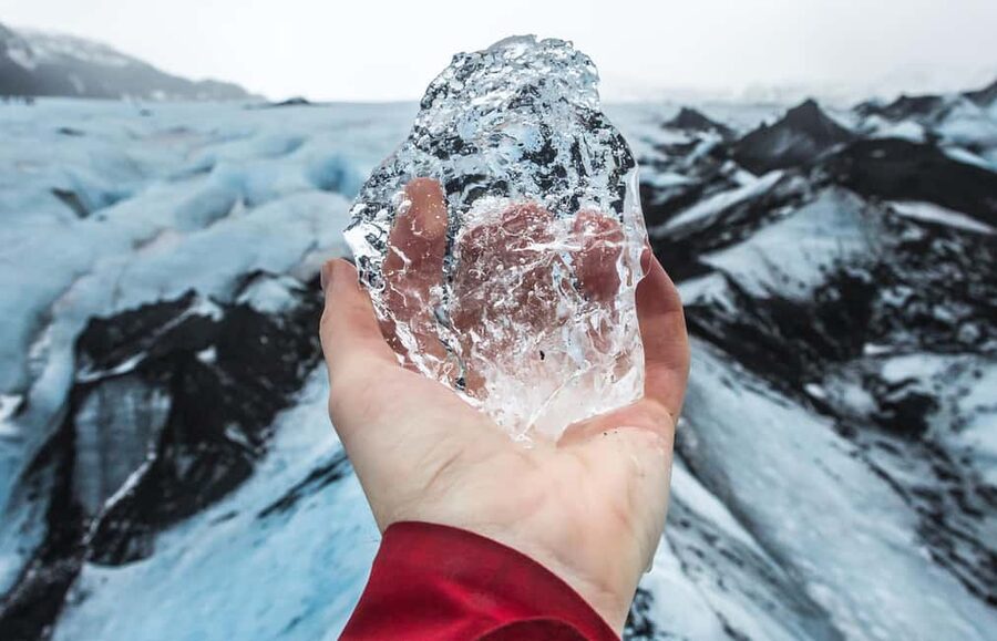 South Coast, Glacier Hike and Northern Lights Winter Tour - Free WiFi, English guides, and the value of a guided full-day plan