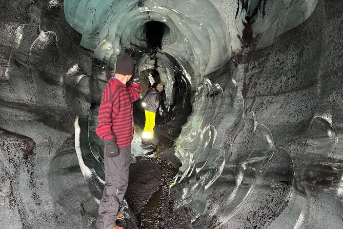 South Coast & Katla Ice Cave Adventure From Reykjavik in a 4x4 - 4x4 driving from Reykjavik or Vík: comfort, safety, and group flow