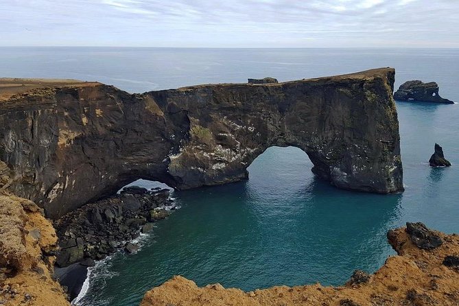South Coast. Private Day Tour from Reykjavik - Dyrhólaey at 120 meters, the lighthouse and the Atlantic view
